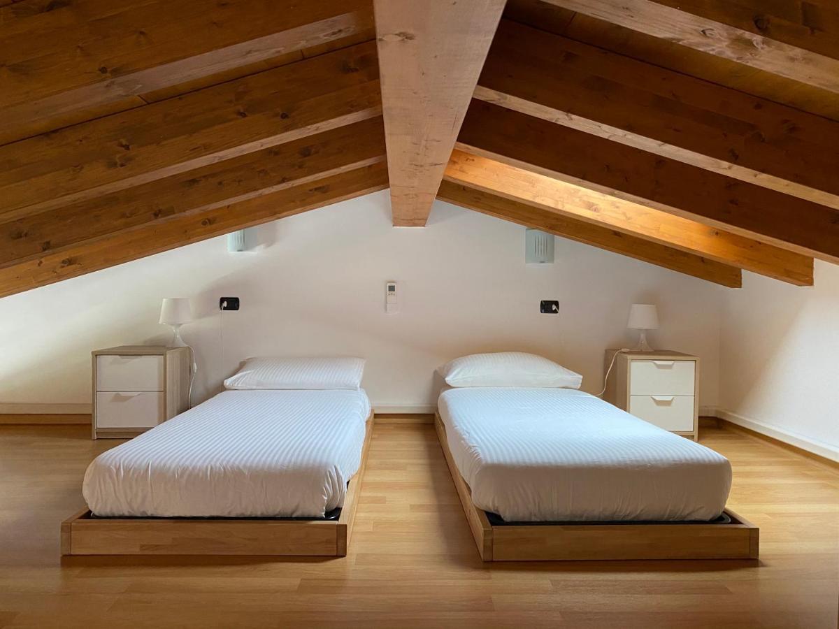 La Valletta Suite Дервио Екстериор снимка