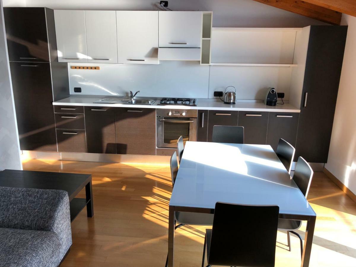 La Valletta Suite Дервио Екстериор снимка